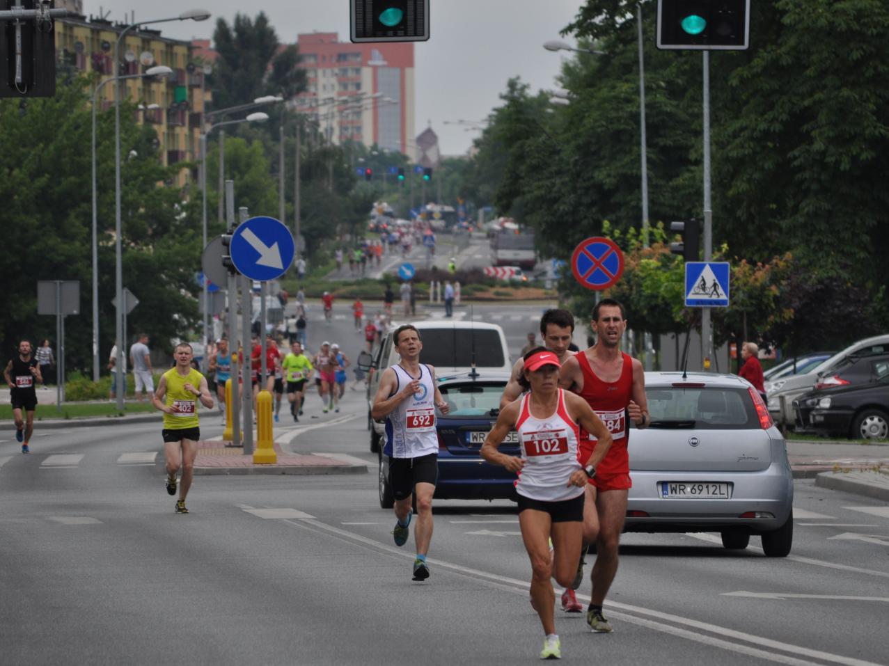 Zdjęcia na trasie półmaratonu Radom ul.Chrobrego